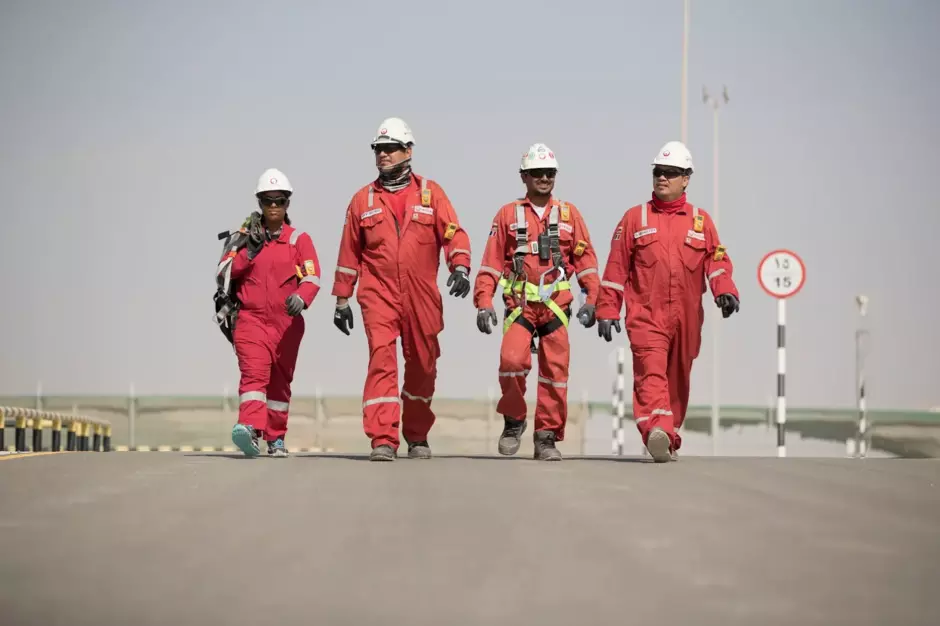 Veolia Near & Middle East employees on site
